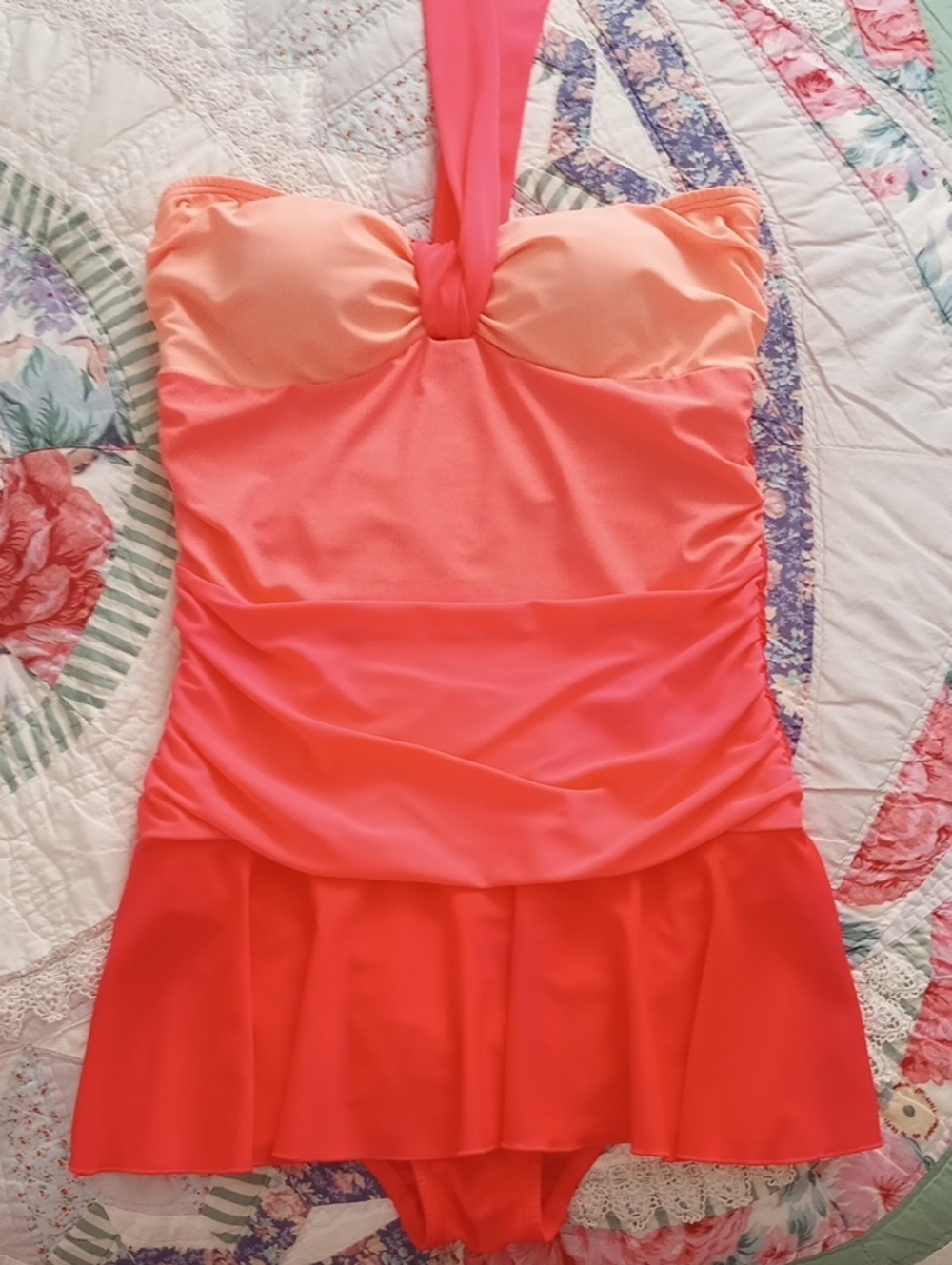 VENUS Melon Coral Gradient Halter One-Piece Swimdress 10  NWOT